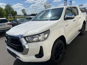 Toyota Hilux SUV, 117.000 km, 204 cp, 2024 — miniatura 2