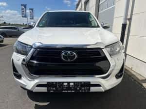 Toyota Hilux SUV, 117.000 km, 204 cp, 2024 — miniatura 3