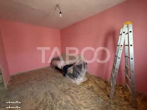 Apartament 2 camere semidecomandat balcon aer conditinat 13 Decembrie