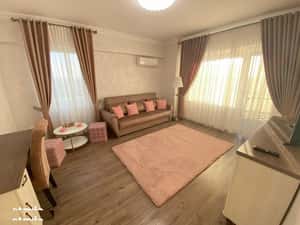 Proprietar inchiriez apartament 2 camere in Copou, Complex Royal Town