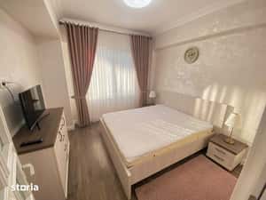 Proprietar inchiriez apartament 2 camere in Copou, Complex Royal Town — miniatura 4