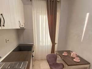 Proprietar inchiriez apartament 2 camere in Copou, Complex Royal Town — miniatura 5