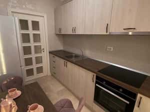 Proprietar inchiriez apartament 2 camere in Copou, Complex Royal Town — miniatura 6