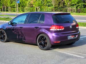 VW Golf 6 • 1.6 MPI • 2010 • Jante 17 • înfoliat mov culoare originala negru metalizat • Fiabil — miniatura 2