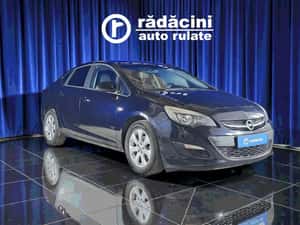 Opel Astra Manuală 140 HP Benzină