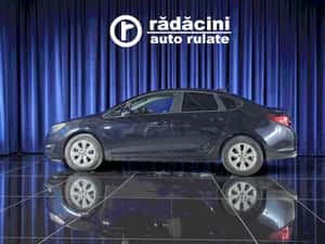 Opel Astra Manuală 140 HP Benzină — miniatura 6