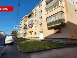 Apartament 2 camere, situat în Targu Jiu, strada 9 Mai — miniatura 1