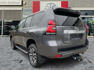Toyota Land Cruiser – SUV second-hand, 25.762 km — miniatura 3