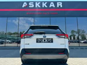Vand Toyota Rav 4 2019 Hibrid 2487 cmc • Sector 1, Bucuresti — miniatura 5