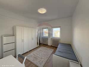 De inchiriat! Garsoniera la Universitate