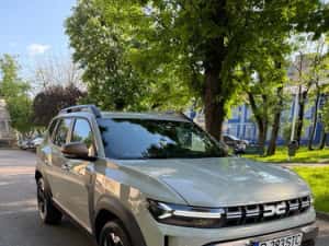 Duster 3 MHEV EXTREME, 4x4 full options, 22500 euro incl TVA — miniatura 10