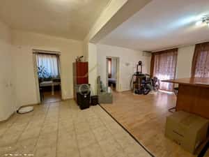 Apartament spatios, 3 camere, decomandate, parcare, zona Buna-Ziua — miniatura 3