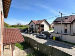 Domnesti - cladire 319 mp util, 2x garaj, ideal comercial — miniatura 4