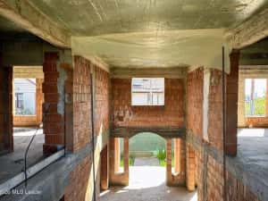 Domnesti - cladire 319 mp util, 2x garaj, ideal comercial — miniatura 8