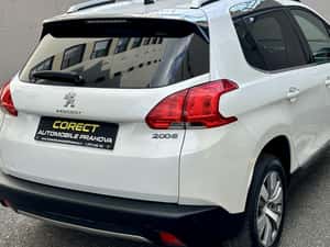 Peugeot 2008 - 115.000 km - 5.950 EUR — miniatura 6