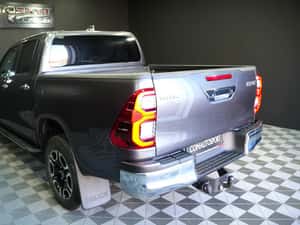 Toyota Hilux EXECUTIVE Automată 150 HP Diesel — miniatura 4