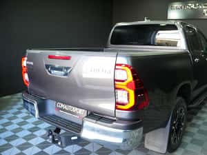 Toyota Hilux EXECUTIVE Automată 150 HP Diesel — miniatura 6