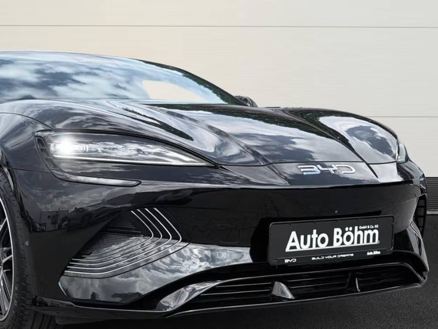 BYD SEAL Automată 530 HP Electric — fotografie 1 din 7