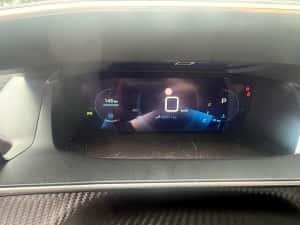 Peugeot 2008 Bord digital,lane assist,automata,camera,senzori,navi,faruri led,rate — miniatura 6