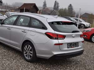 Hyundai I30 1.6 Crdi 110CP — miniatura 6