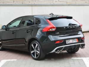 Volvo V40 / 2.0 / Diesel / R-Design / Keyless — miniatura 5