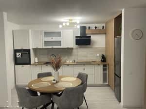 Vand Apartament cu 2 camere Nou-mobilat si utilat+parcare+boxa ! — miniatura 3