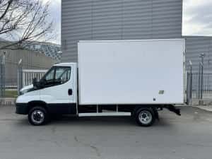 Iveco Daily 35C16 3200 km 2023 — miniatura 2