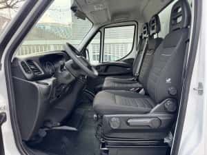 Iveco Daily 35C16 3200 km 2023 — miniatura 8