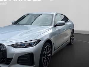 BMW i4 Automată 286 HP Electric
