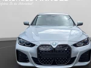 BMW i4 Automată 286 HP Electric — miniatura 2