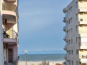 Apartament de 2 camere cu balcon și terasă în Mamaia Nord — miniatura 6