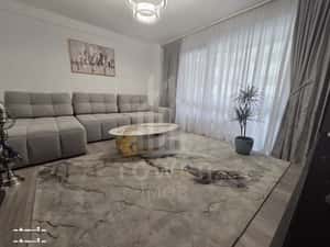 Apartament 3 camere de închiriat Doamna Stanca