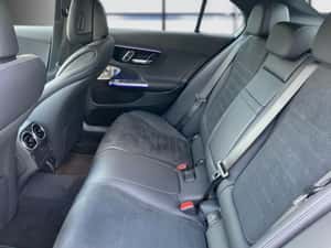 Mercedes-Benz C 180 Automată 170 HP Benzină - 2025 — miniatura 6