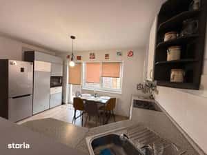 COMISION 0 Apartament 3 camere semidecomandat zona Eroilor — miniatura 4
