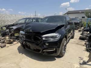 Vand BMW X6 M F16 M50d 3.0 381cp interior individual cognac led avariat lovit camere trapa tableta interior full electric Harman Kardon — miniatura 5