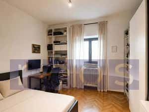 VANZARE 2 CAMERE | ETAJ 2 | FĂRĂ RISC SEISMIC | PIATA VICTORIEI — miniatura 5