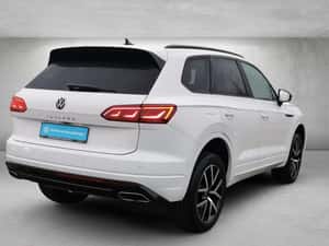 Volkswagen Touareg 2967 cm3 Diesel 286 cp Automată — miniatura 3