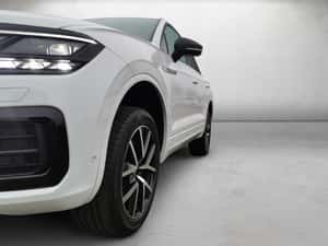Volkswagen Touareg 2967 cm3 Diesel 286 cp Automată — miniatura 4