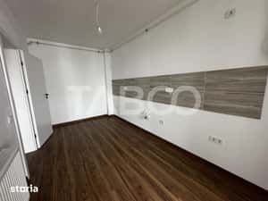 Apartament de vanzare 3 camere 2 bai logie balcon si 1 loc de parcare — miniatura 6