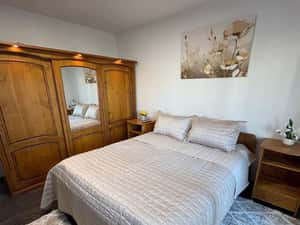 1 cam 33 mp zona garii et2/8 mob si utilat complet totul nou 380 euro — miniatura 3