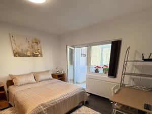 1 cam 33 mp zona garii et2/8 mob si utilat complet totul nou 380 euro — miniatura 4