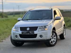Suzuki grand vitara 1.9 DDIS 129 CP 2011 4WD IMPECABIL — miniatura 10