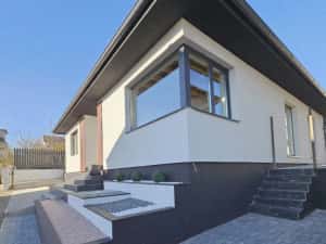 Casă single modernă, pe un nivel, 120 mp utili + terasă, 4 km de Sibiu — miniatura 1