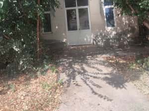 Casa intravilan, ultracentral, str. Decebal, Tulcea — miniatura 4