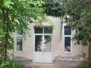 Casa intravilan, ultracentral, str. Decebal, Tulcea — miniatura 6