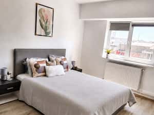 Apartament modern Zona Dacia Prima închiriere după renovare completă — miniatura 3