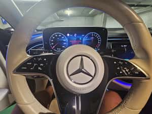 Mercedes-Benz E 400 Hibrid Berlină Second-Hand — miniatura 4