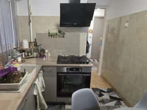 Apartament 2 camere 50 mp zona Giurgiului loc parcare — miniatura 7