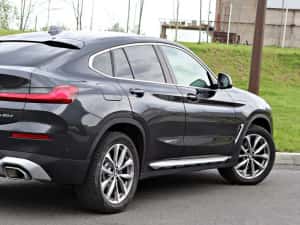 BMW X4 / 2022 / Facelift / G02 / 190 CP / X Drive/LED Adaptiv / Camere/Gesturi/Volan M — miniatura 4