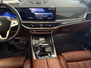 ALPINA XB7 SUV 621 CP Benzină Second hand — miniatura 7
